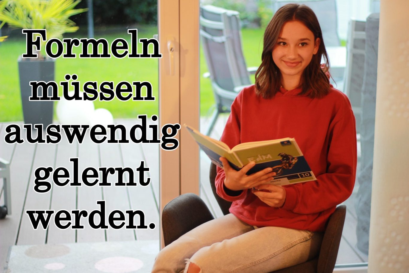 Volker Klugmann, Anna Giuliana, Mathematik Nachhilfeunterricht, Mathe Nachhilfe, Mathenachhilfe, Nachhilfelehrer, Privatunterricht, Formeln müssen auswendig gelernt werden.